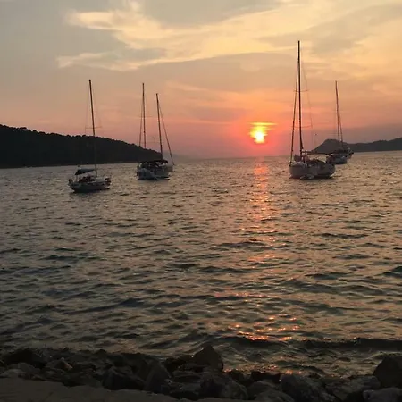 ゲストハウス Ivan And Marica