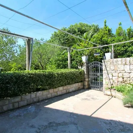 Gostinjska kuća Ivan And Marica